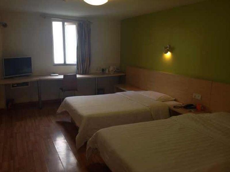 7Days Inn Dalian Xinghai Square Lianhe Road Metro Station Εξωτερικό φωτογραφία